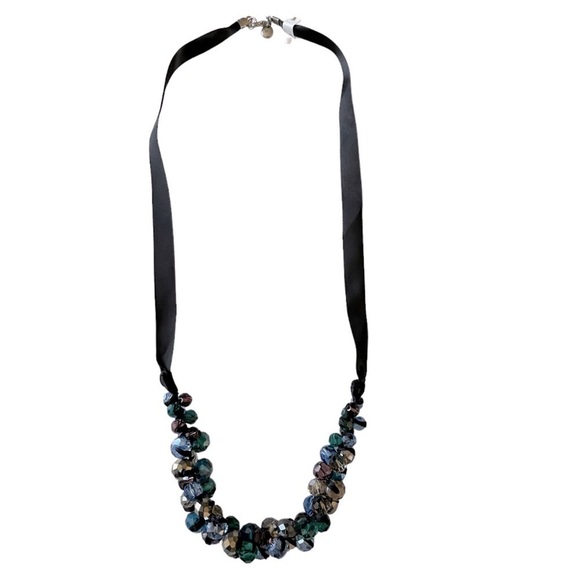 Multi-Color Crystal Cluster Ribbon Necklace - Picture 2 of 4